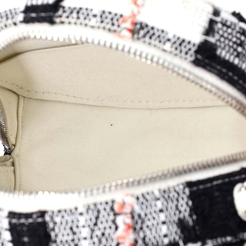 Chanel Round Chain Clutch Mini - Picture 5 of 7